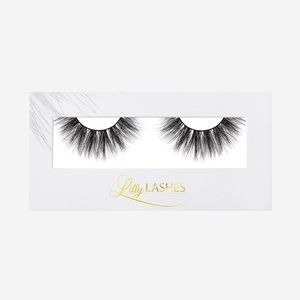 Lilly lashes